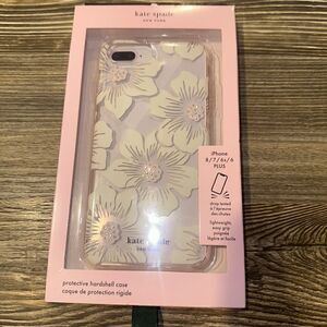 Kate spade iPhone 8/7/6 Daisy cell case. NWT.